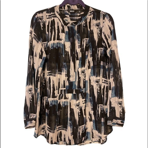 M Simply Vera‎ Vera Wang Sheer Painted Blouse with Hidden Button Down Front